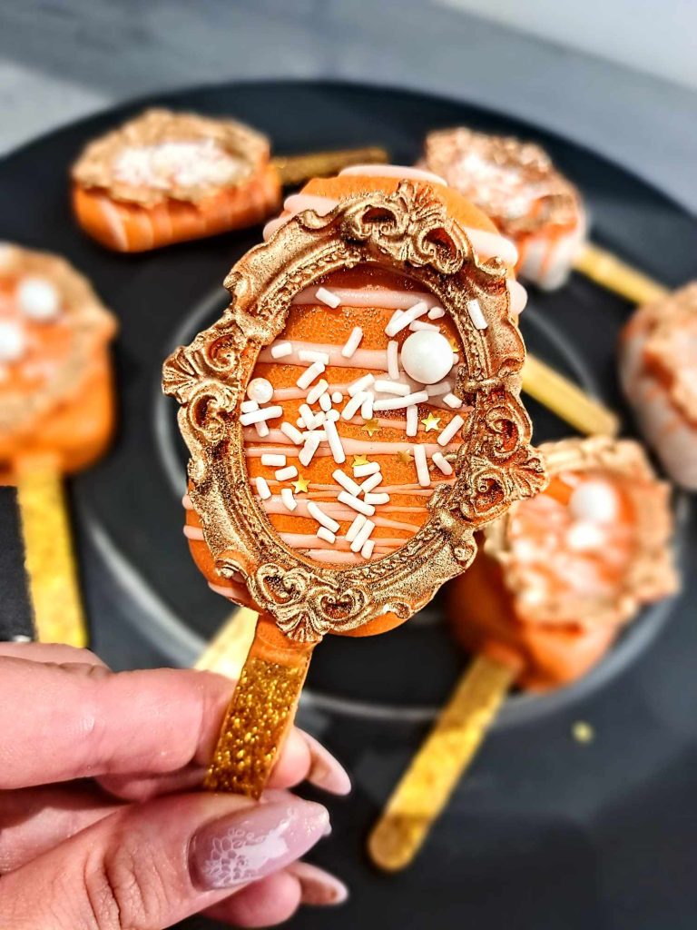 Cupcakes-cake-pops-magnums-cake-meringues20