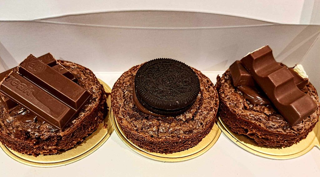 Macarons-cookies-brownies-muffins-verrines3